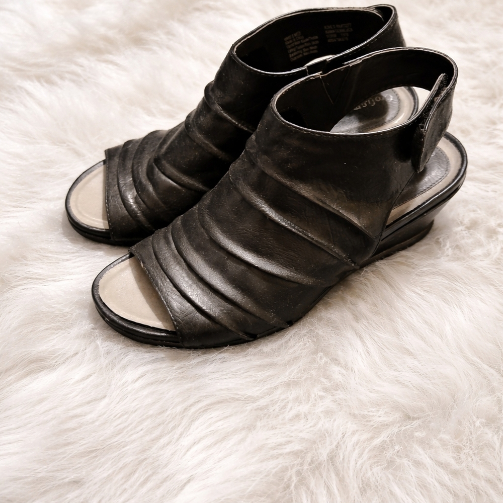 Croft & Barrow Black Wedge Sandals